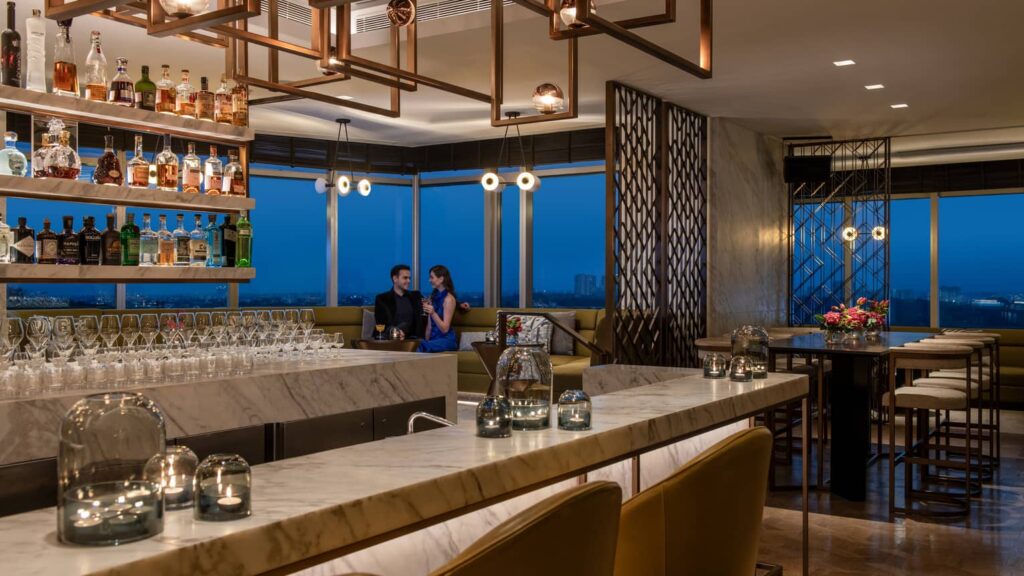 Four Seasons Hotel Bar