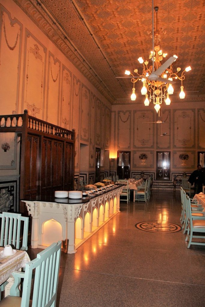 Hotel Bhanwar Niwas dining area