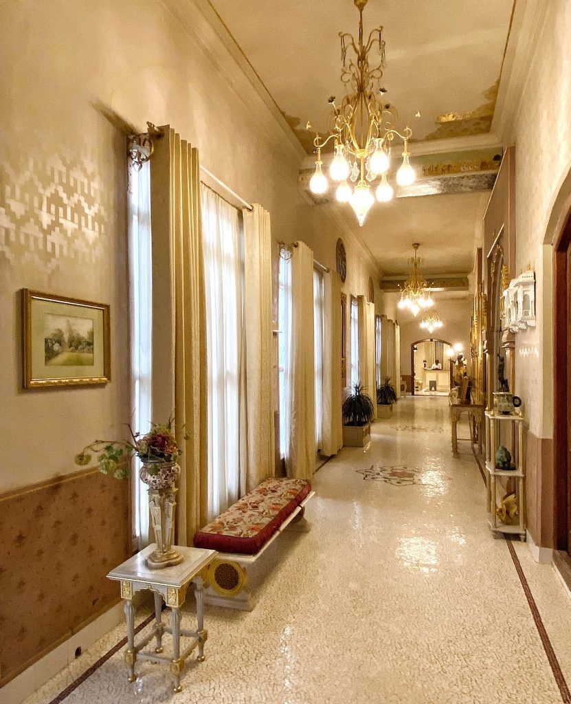 Hotel Bhanwar Niwas- reception gallery