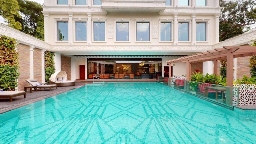 Radisson Blu Hotel GRT Chennai Pool Area