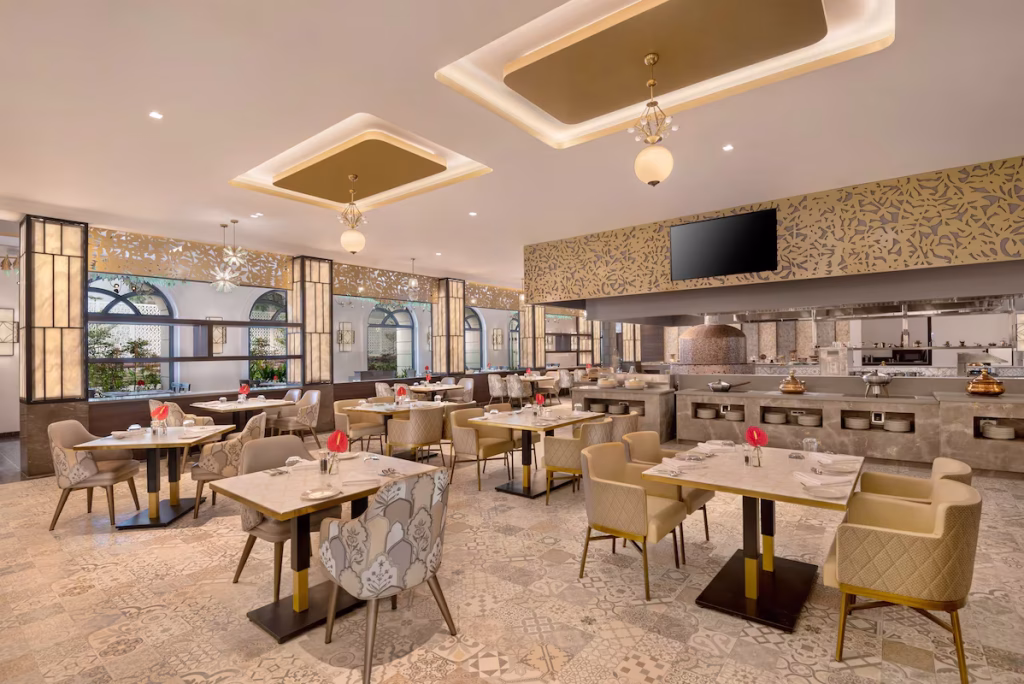 Radisson Blu Hotel GRT Chennai Dining View