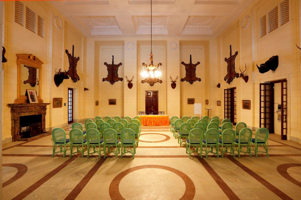 The lallgarh palace lawn