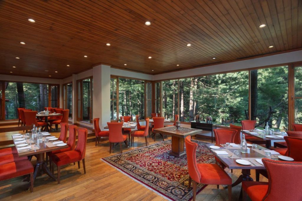restaurant of the welcomhotel pine a peak kashmir