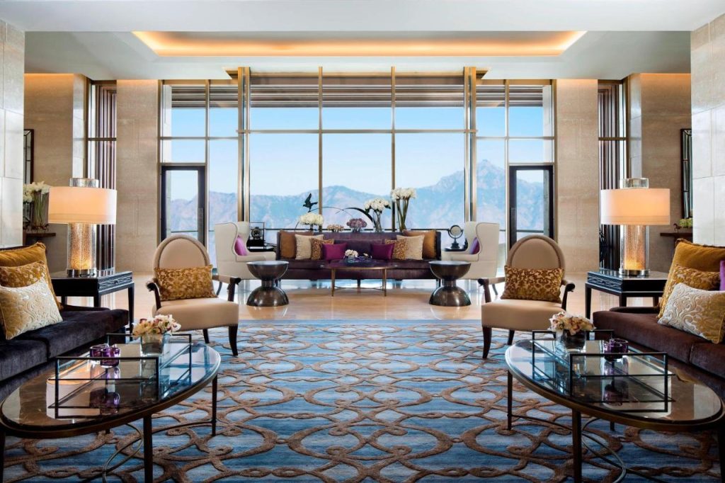 JW Marriott Mussoorie Walnut Grove Resort & Spa- sitting area