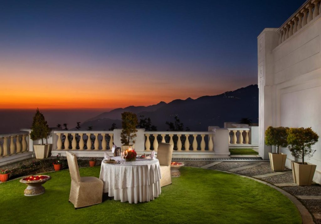Jaypee Residency Manor- private dining