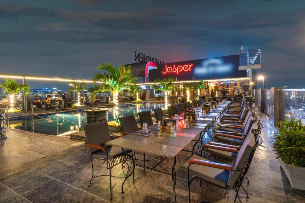Le Meridien Hyderabad Dining