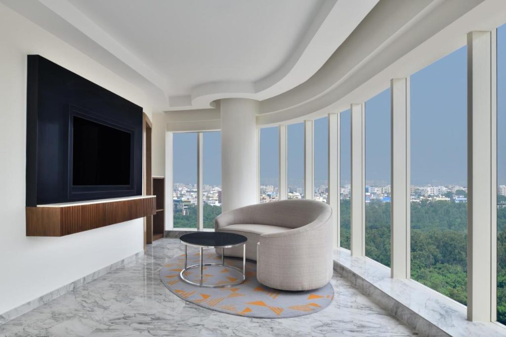 Le Meridien Hyderabad Room Living Space