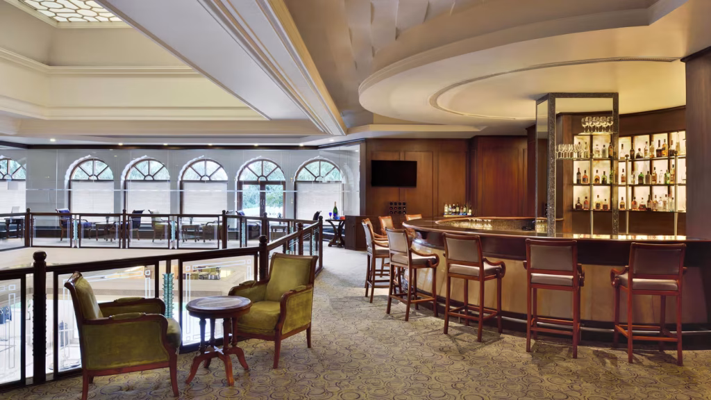 Le Meridien - Dinning