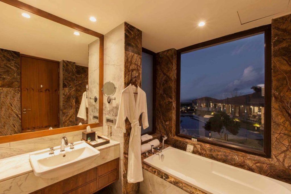 Lemon Tree Premier Corbett Bathroom