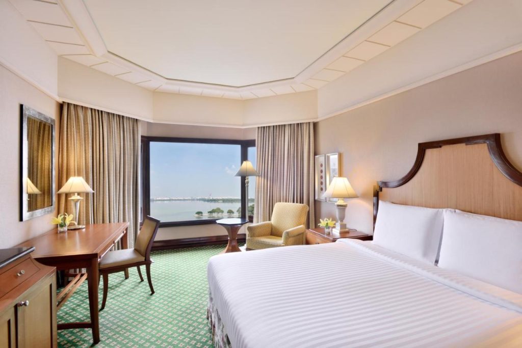 Marriott Hotel & Convention Centre Hyderabad Room