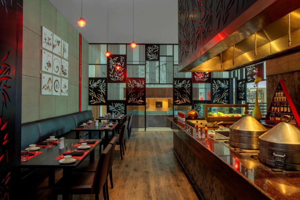 Radisson Blu Plaza Hotel, Hyderabad Banjara Hills Restaurant
