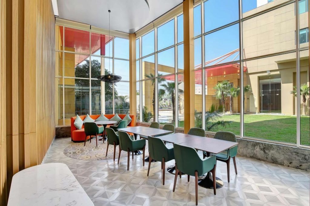 Radisson RED Chandigarh Restaurant