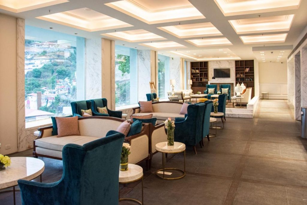 Royal Orchid Fort Resort- dining