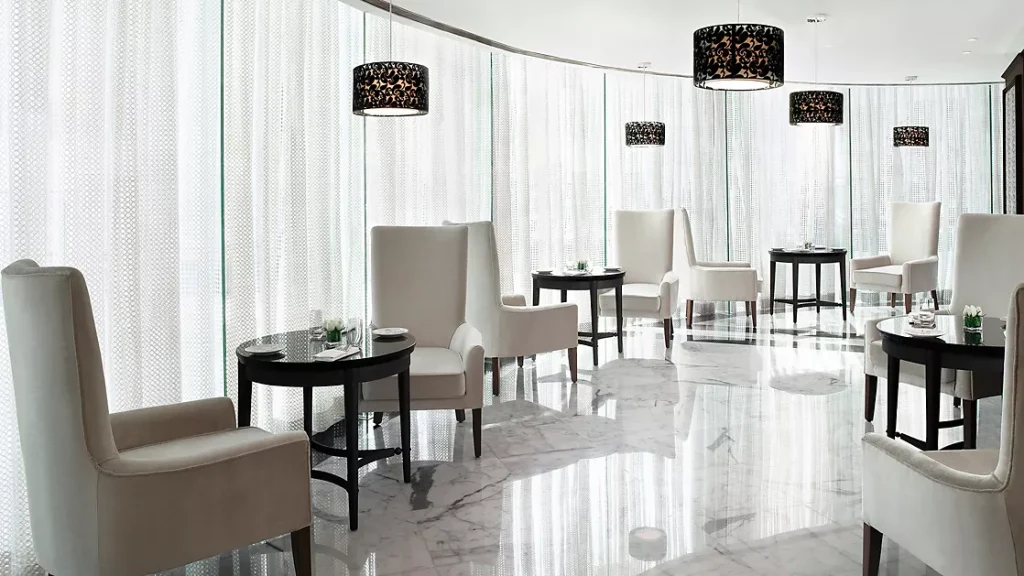 Sofitel Mumbai BKC - bar Room
