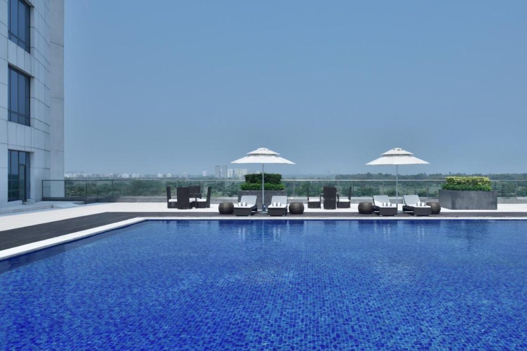 The Westin Kolkata Pool