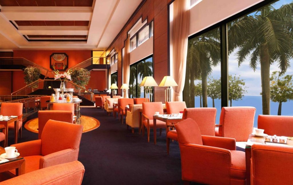 Trident Nariman Point, Mumbai- Restaurant