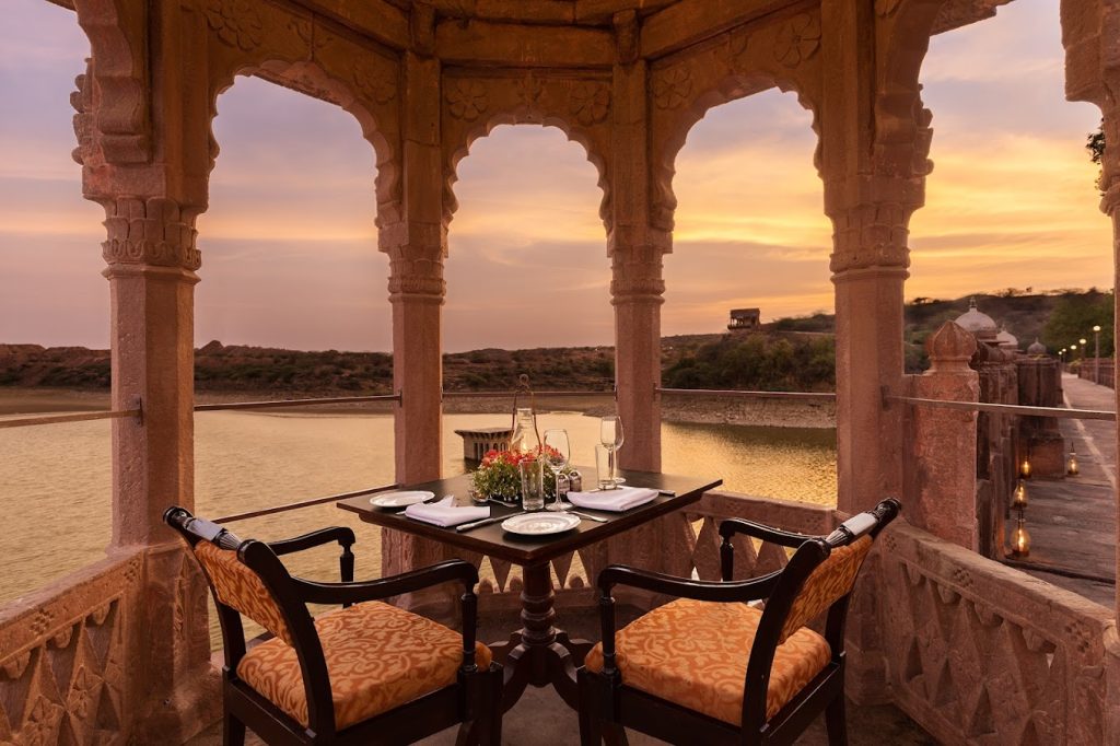 WelcomHeritage Bal Samand Lake Palace- private dining