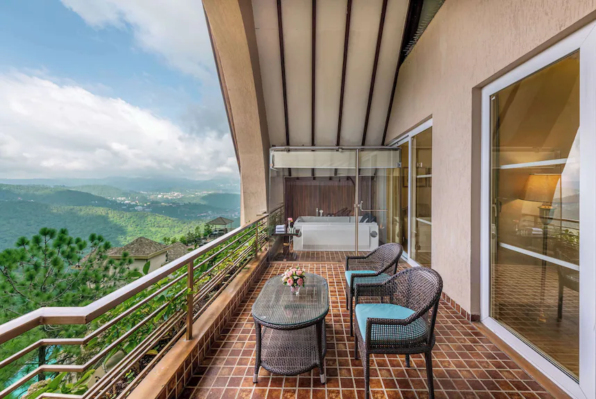 WelcomHeritage Glenview Resort, Kasauli Balkani WelcomHeritage Glenview Resort, Kasauli Balkani