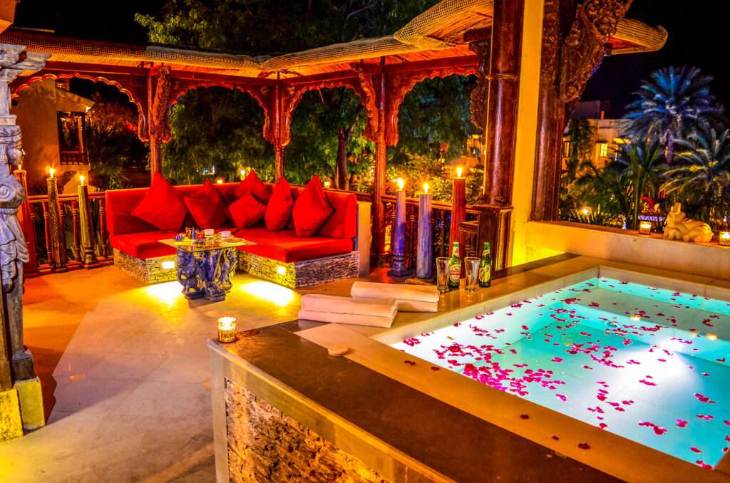 Royal-Retreat Resort Spa