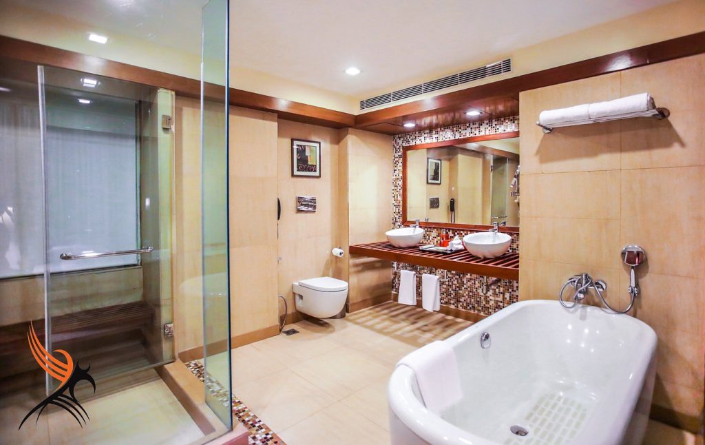 The Hridayesh Resort Corbett Bathroom