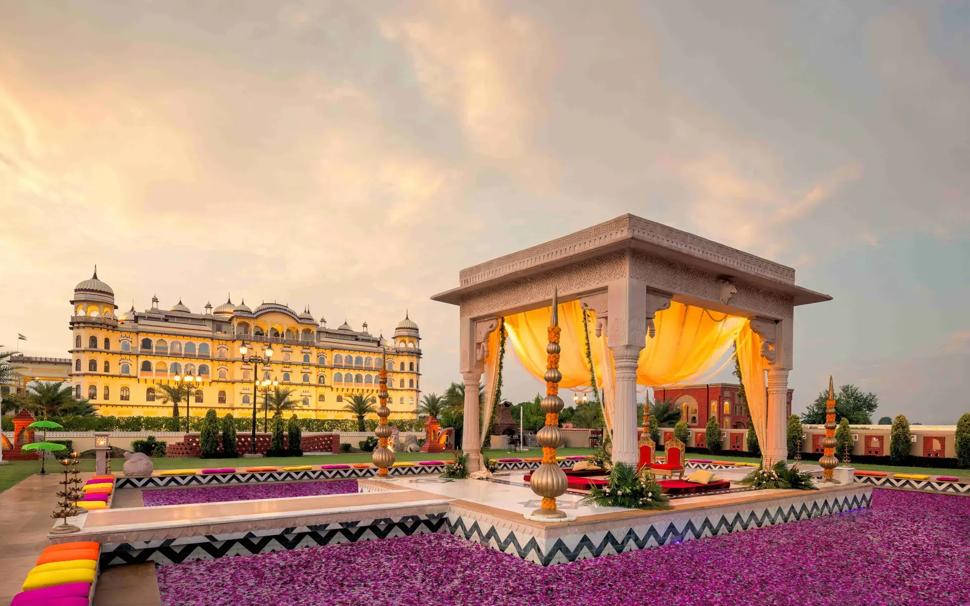 mandap decorators