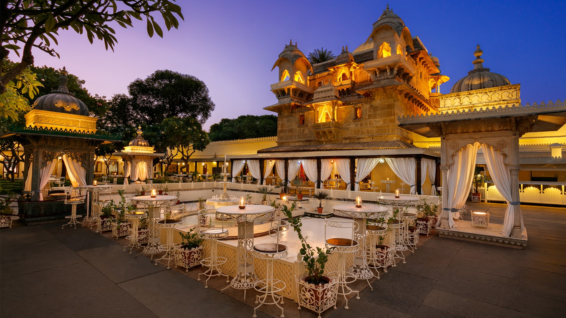 Jagmandir Island Palace
