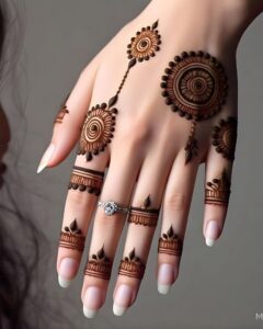 Simple mehndi design using dots and circular elements