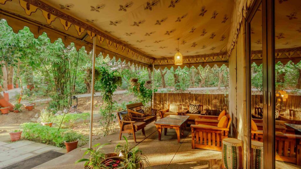 BYAAH BY Paatlidun - 11 svg+xml;charset=utf