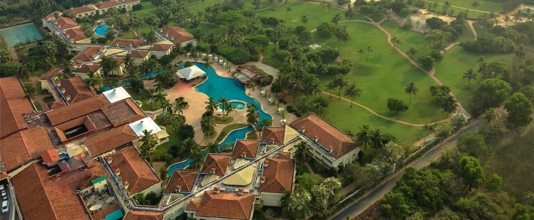 ZURI WHITE SANDS GOA