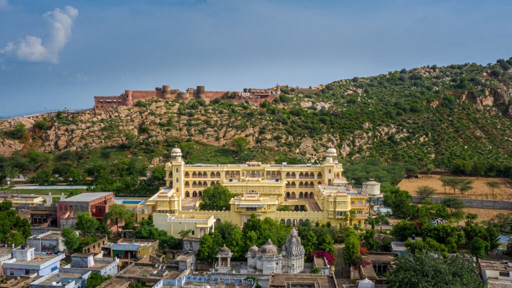 Mundota Palace Image