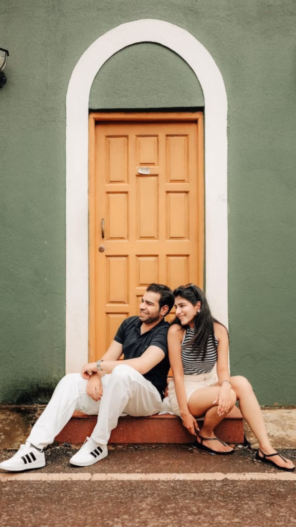 Pre Wedding Shoot Looking at the Same Thing 3